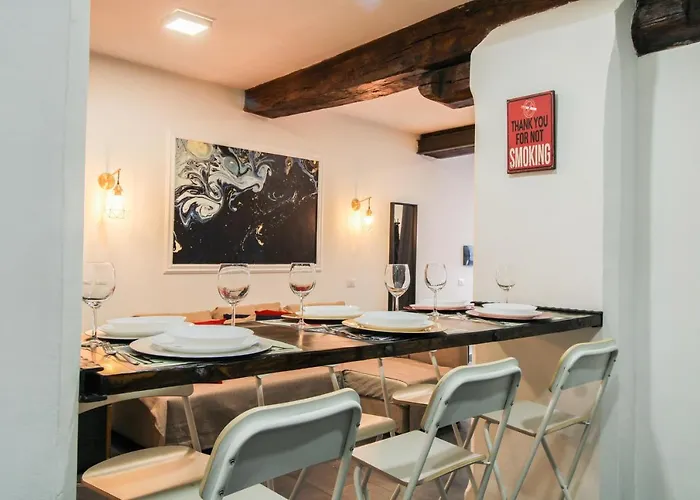 Charming Large - 3 Bedroom In Trastevere *
