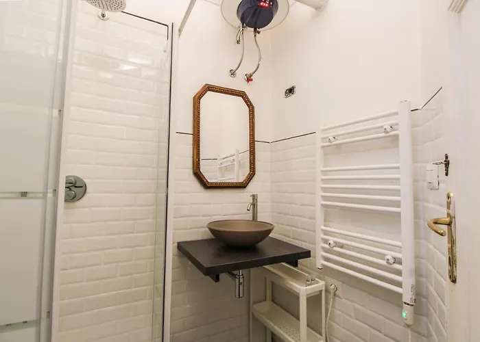 Charming Large - 3 Bedroom In Trastevere Roma